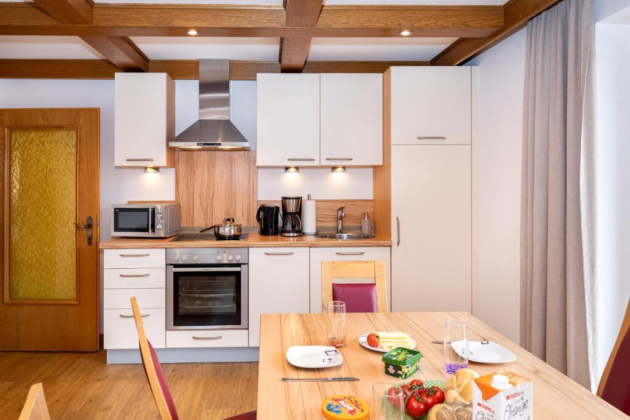 Elto Appartements Chalet คาพรูน ภายนอก รูปภาพ